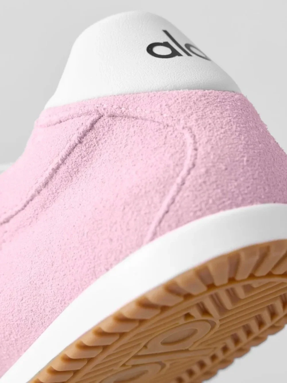 Brand New in Box: ALO Yoga Women's Pink Marshmallow Suede Low-Top Sneakers | 7.5